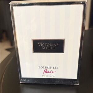 Victoria's Secret Bombshell Paris Eau de Parfum - NEW AND SEALED